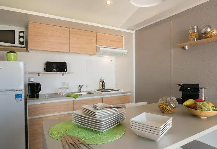 Camping Bretignolles-Sur-Mer * Brétignolles-sur-Mer